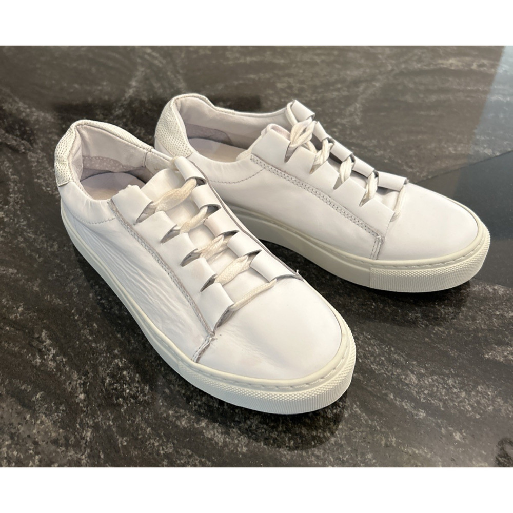 DNA Leather Low-Top Sneakers Shoes White Women’s Size 7.5/38 Portugal